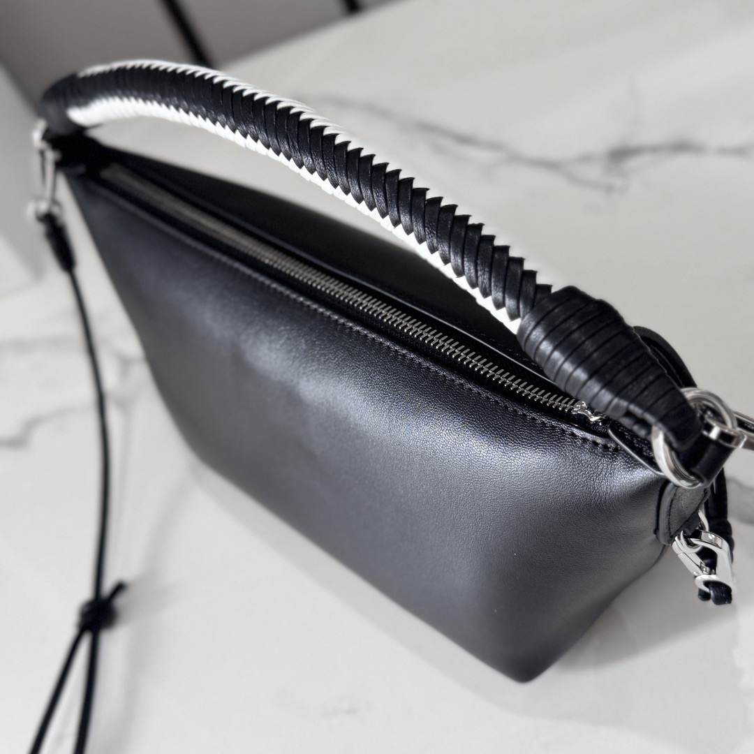 Loewe Cala Mini