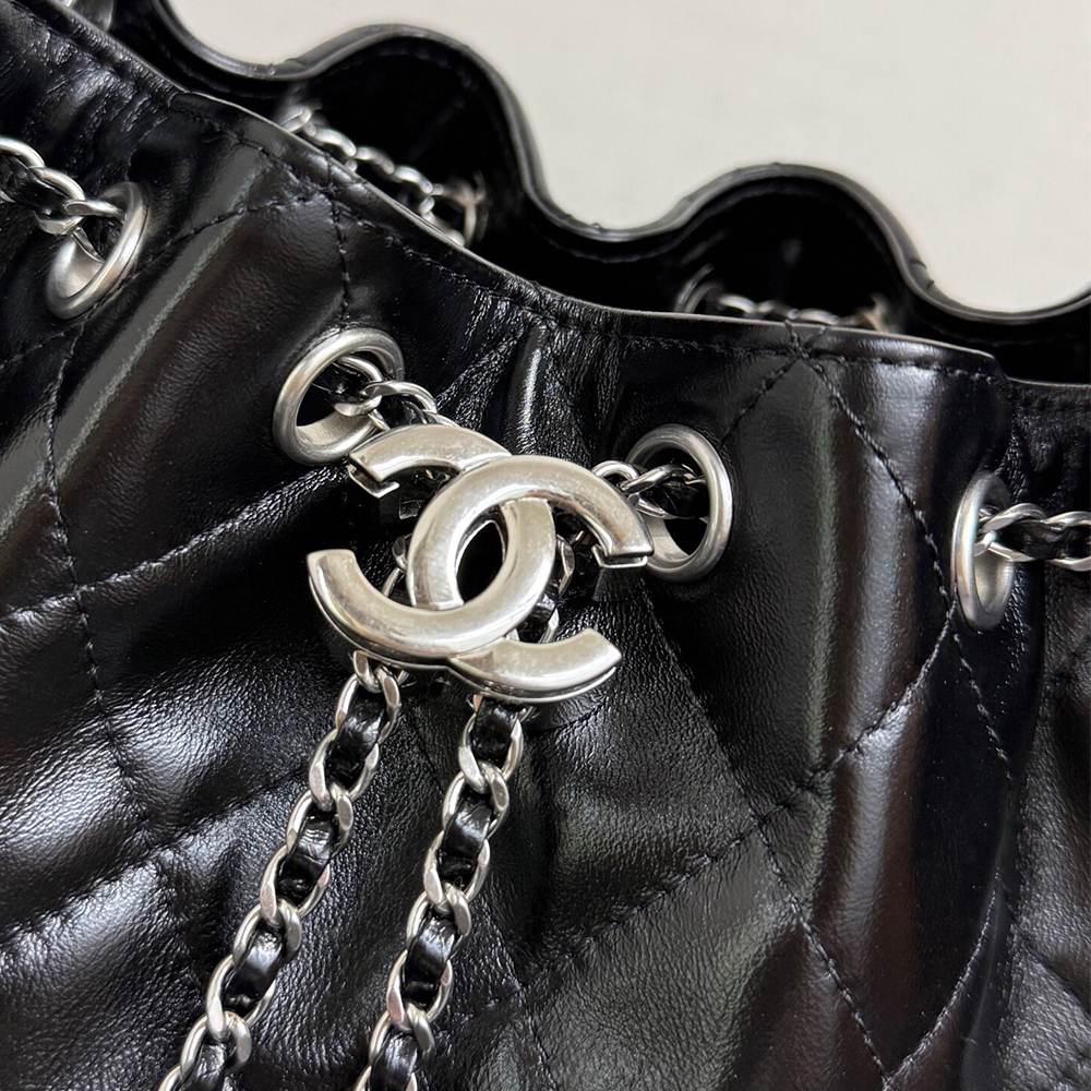 Chanel 25 Mini Shiny