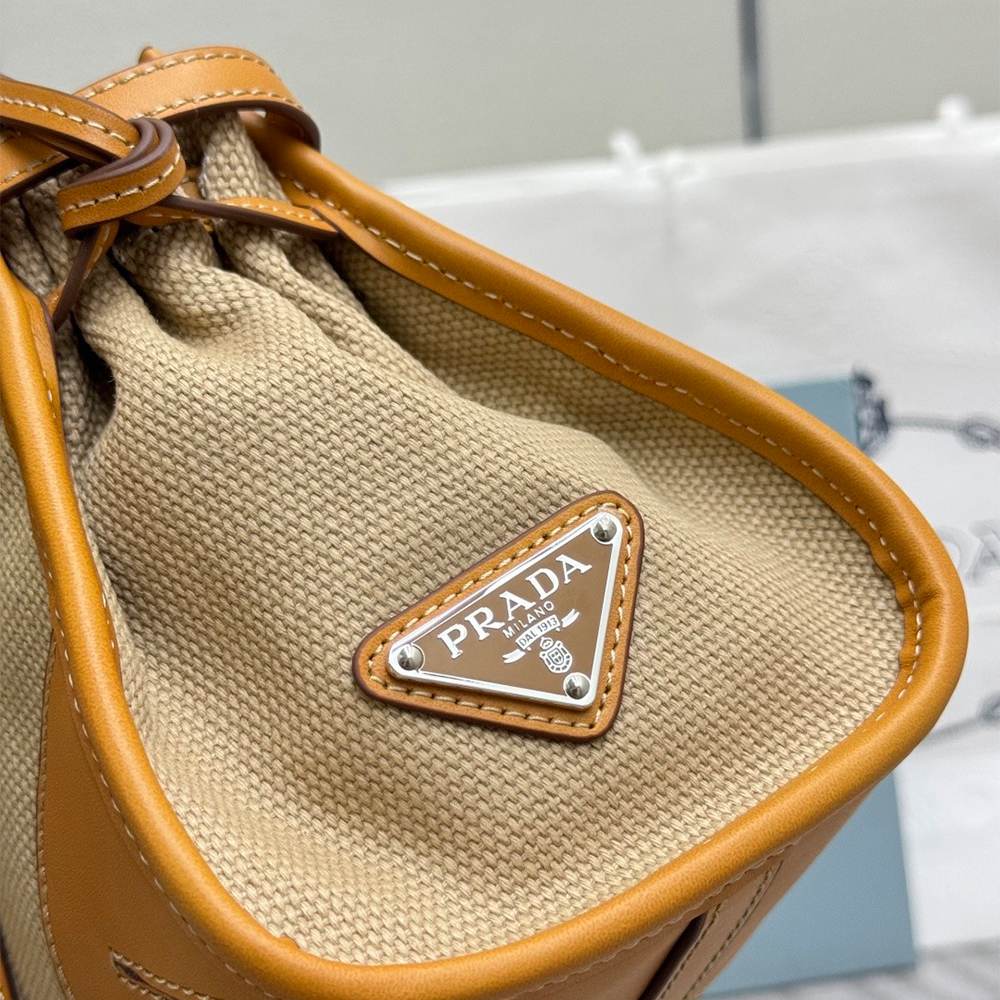 Prada Bonnie Medium