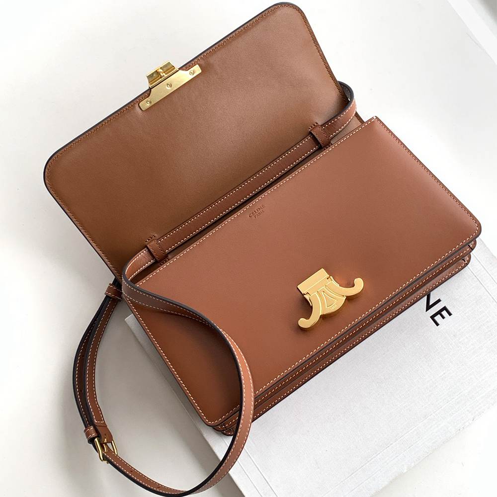 Celine Medium Triomphe Folio