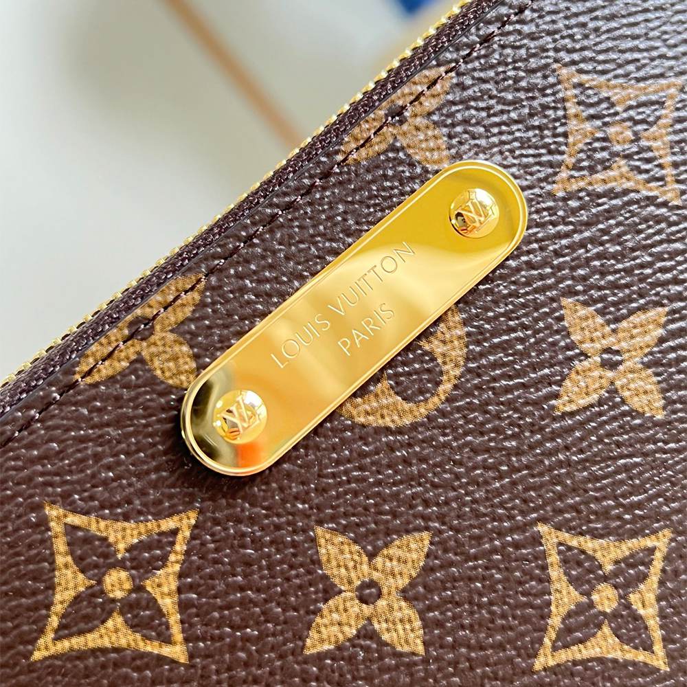 Louis Vuitton Margot Wallet
