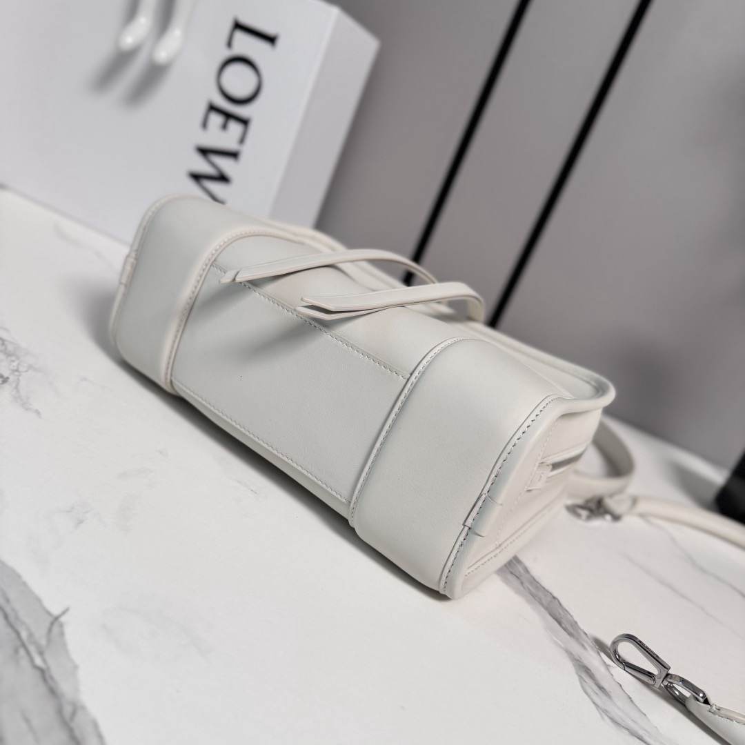 Loewe Small Amazona 180