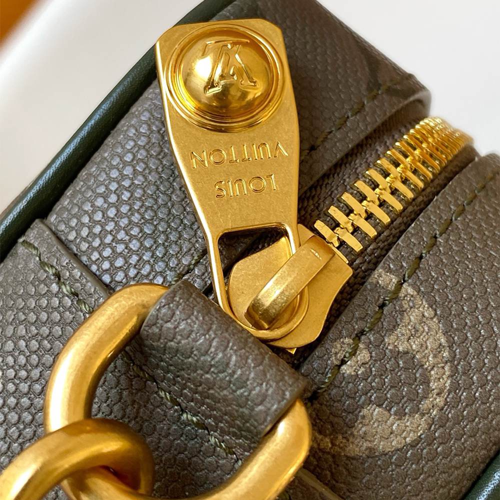 Louis Vuitton Trocadéro Wearable