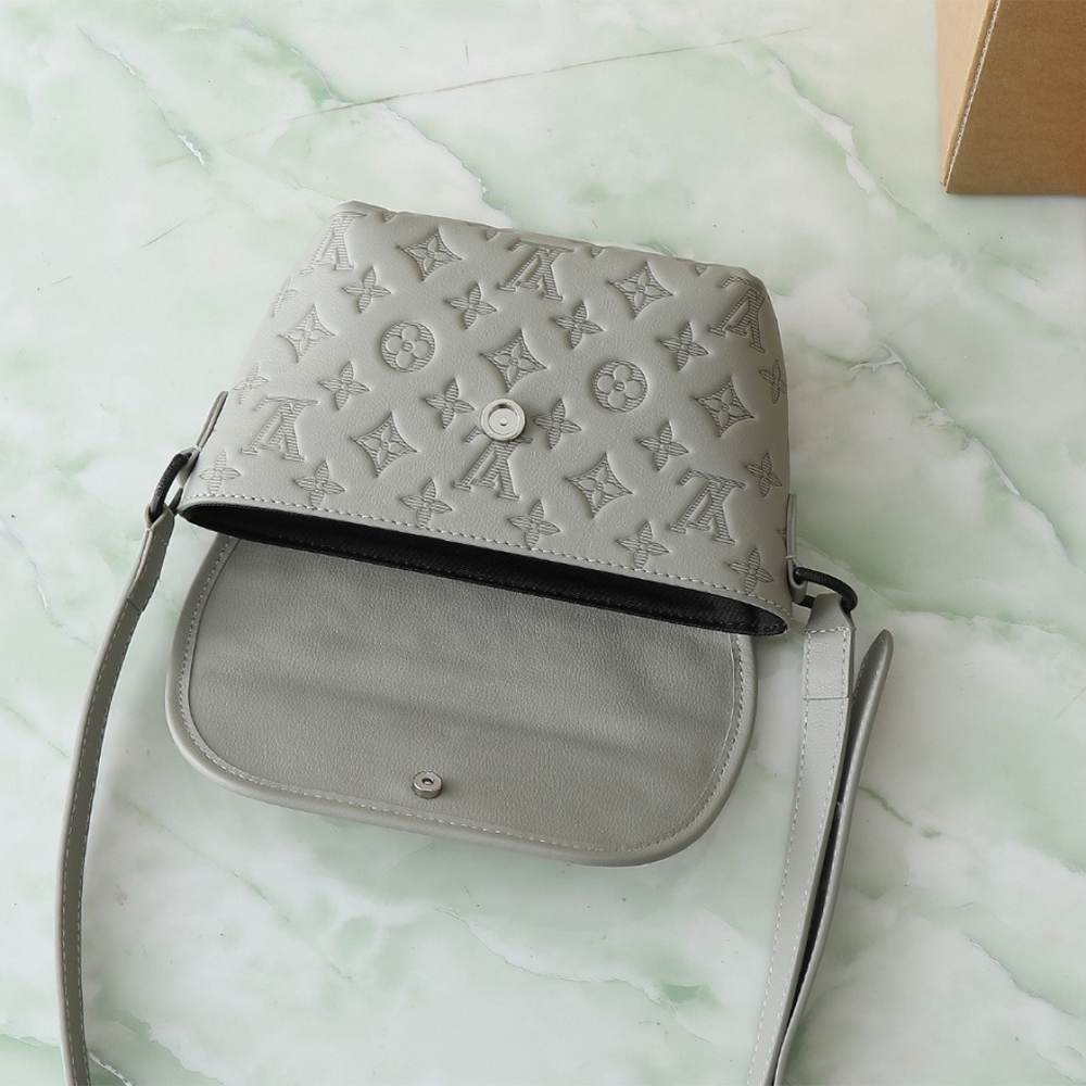 Louis Vuitton Pulse Wearable