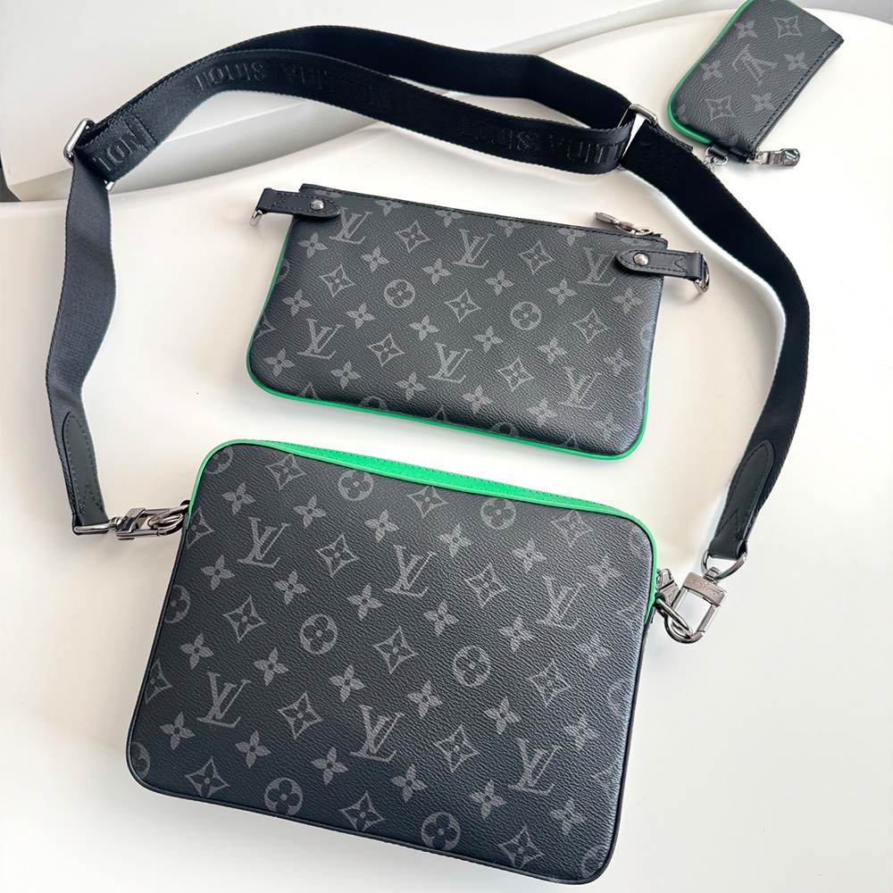 Louis Vuitton Trio Messenger