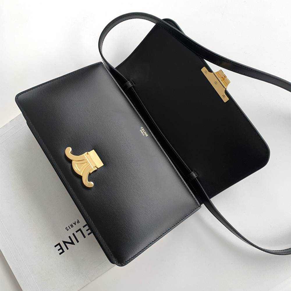 Celine Medium Triomphe Folio