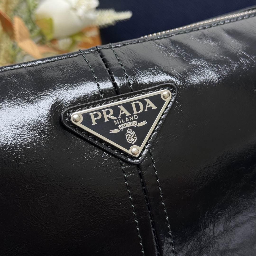 Prada Leather shoulder bag
