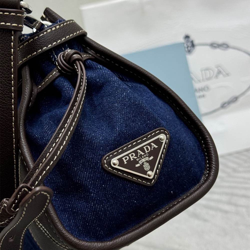 Prada Bonnie Medium