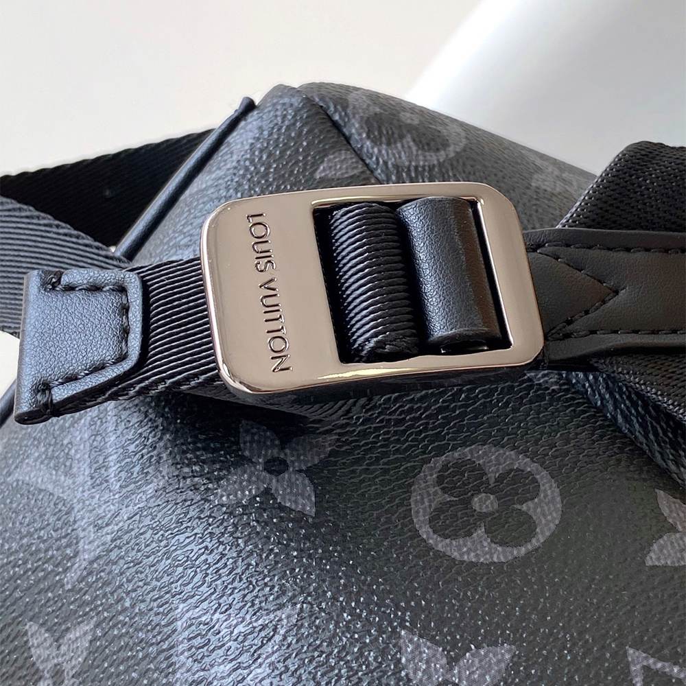 Louis Vuitton Discovery PM