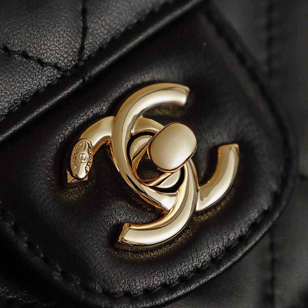 Chanel Large Shopping Beach