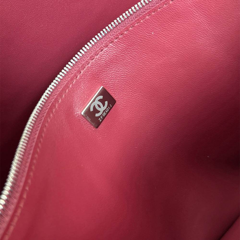 Chanel Maxi Flapbag
