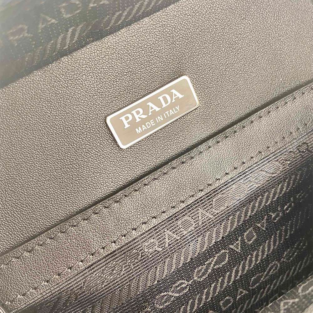 Prada Brique Saffiano