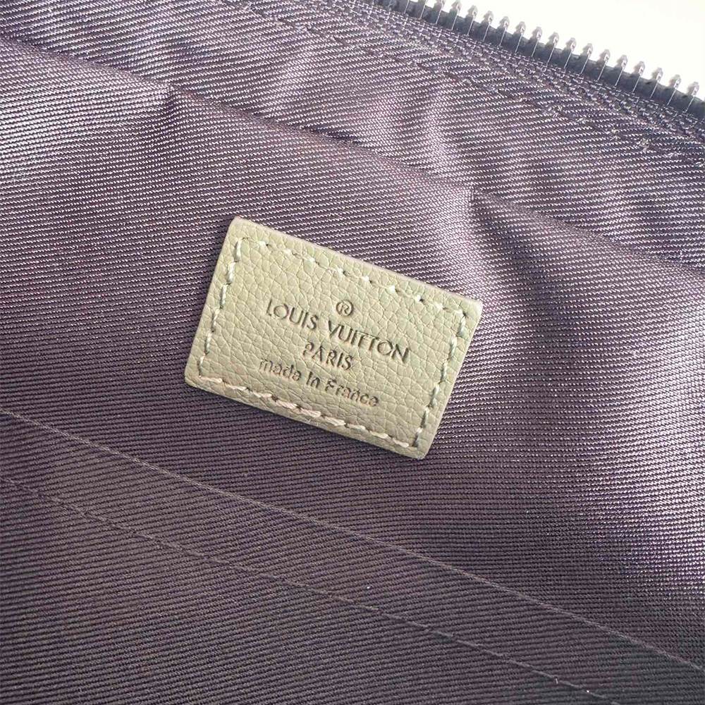 Louis Vuitton Trio Messenger