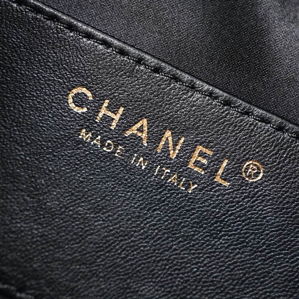 Chanel 25 Small