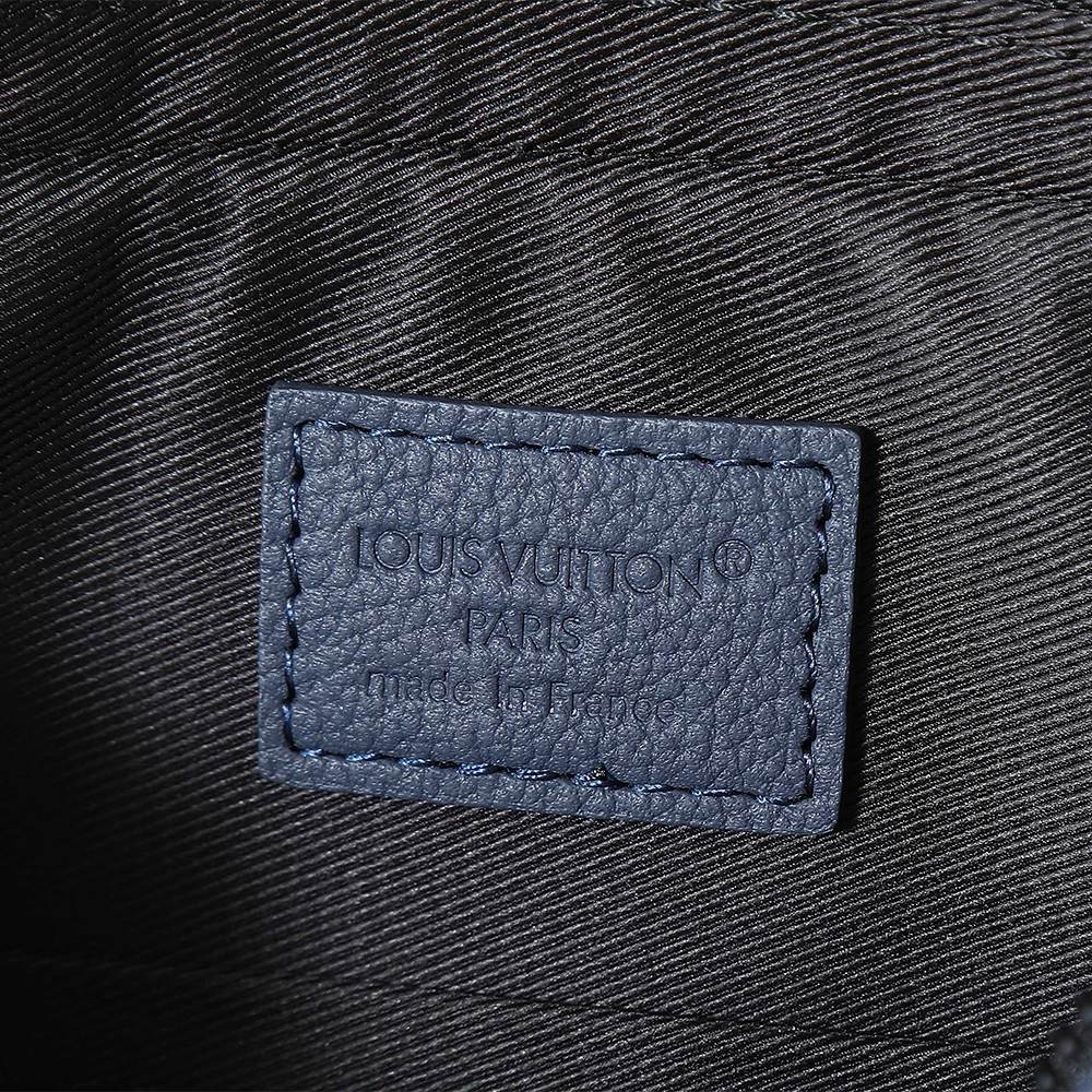 Louis Vuitton Trio Messenger