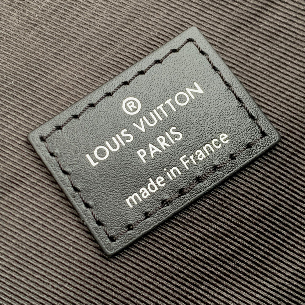Louis Vuitton Christopher MM