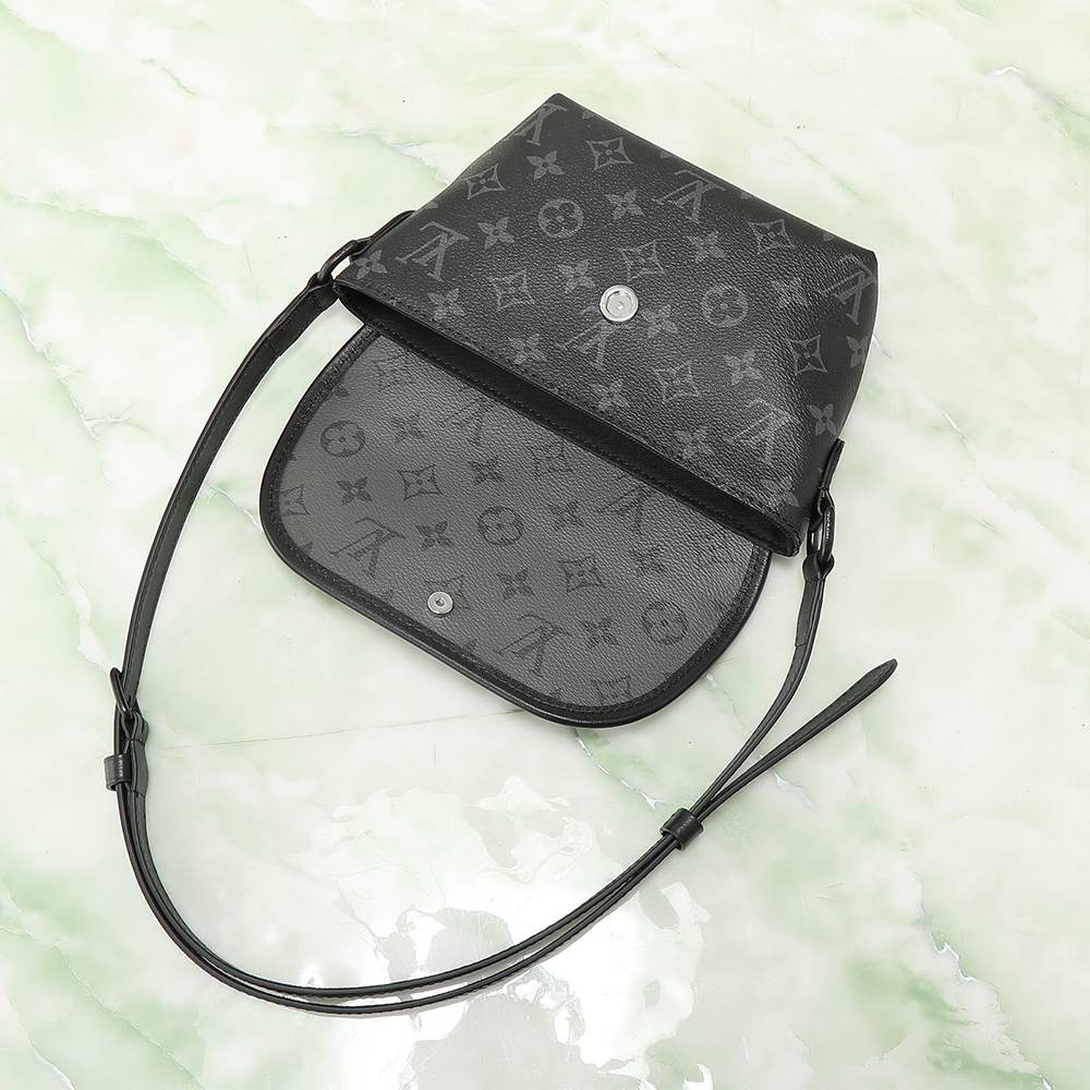 Louis Vuitton Pulse Wearable