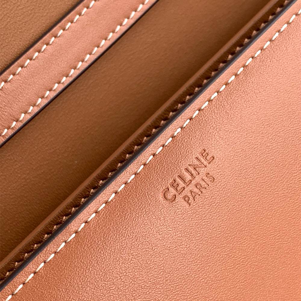 Celine Medium Triomphe Folio