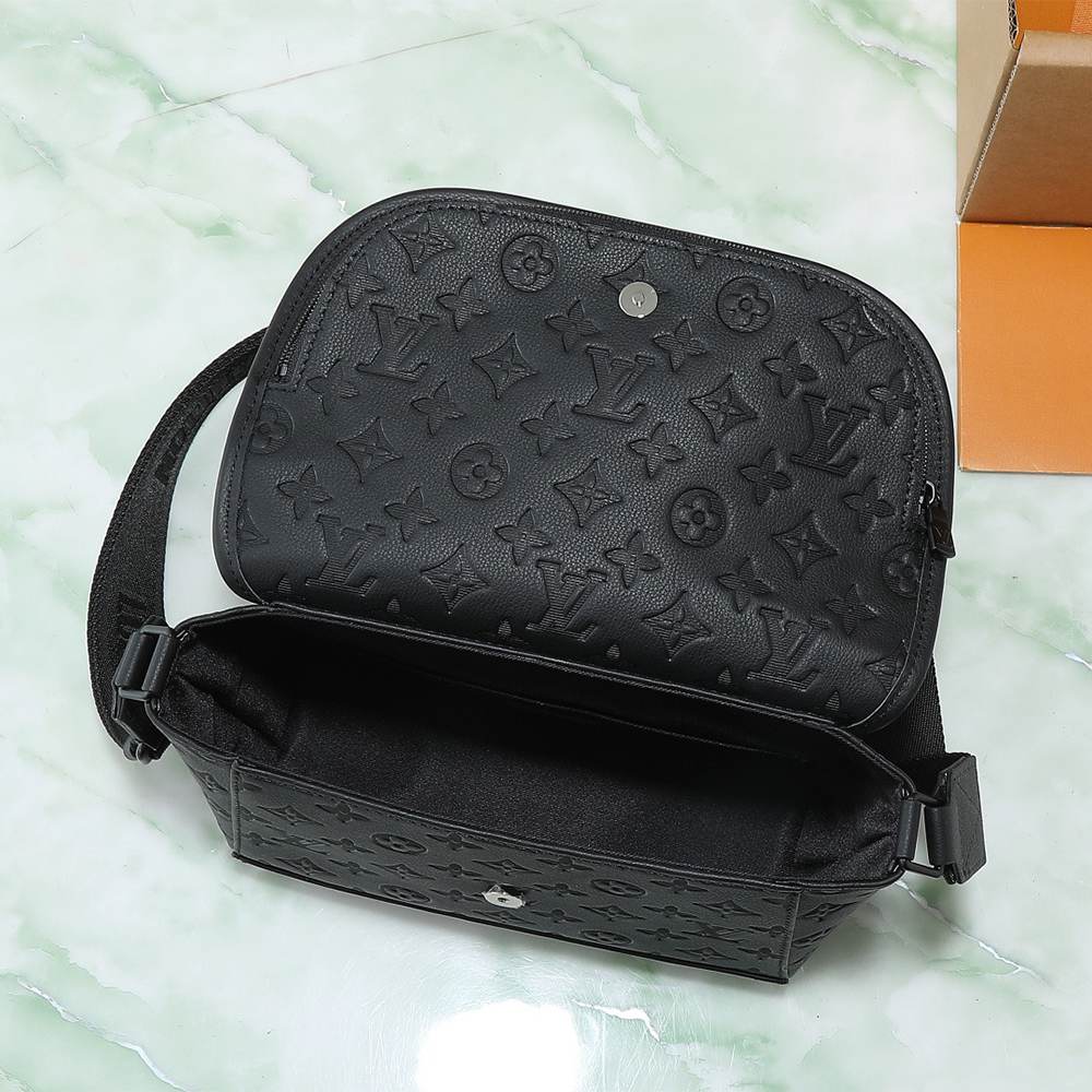 Louis Vuitton Pulse Wearable