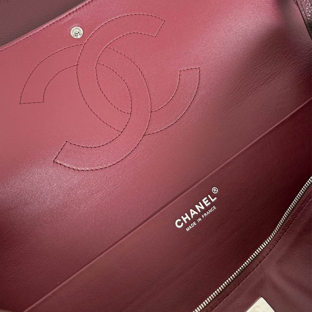 Chanel Maxi Flapbag