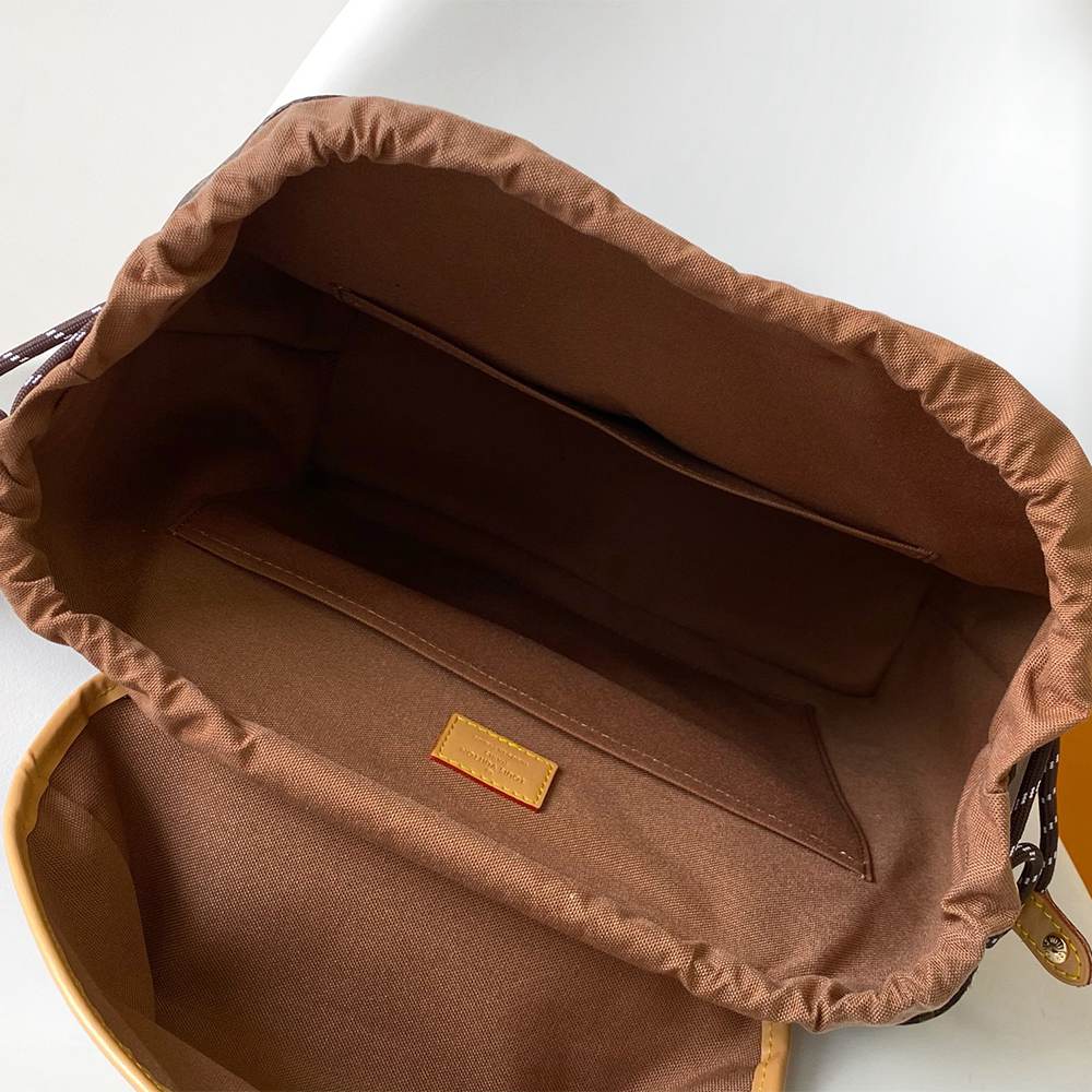 Louis Vuitton Montsouris Cargo