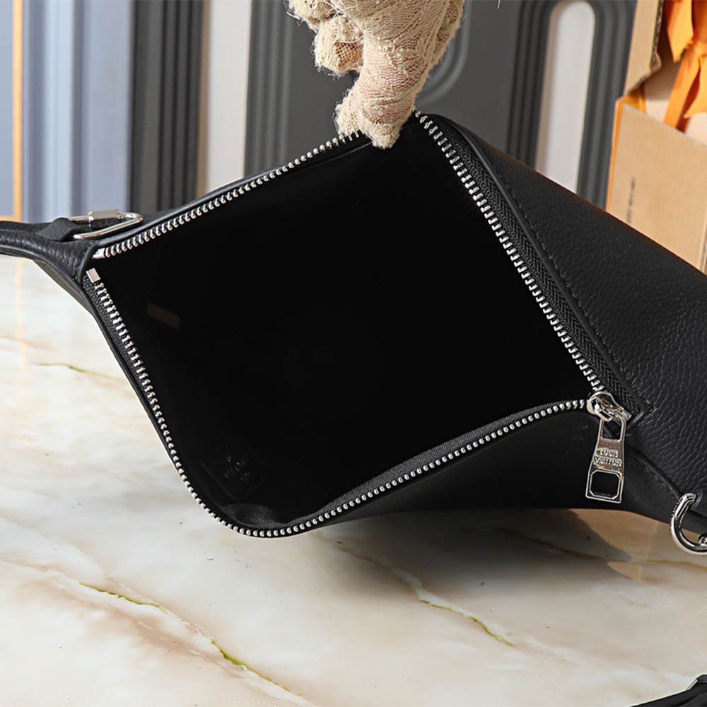 Louis Vuitton Delta Slingbag