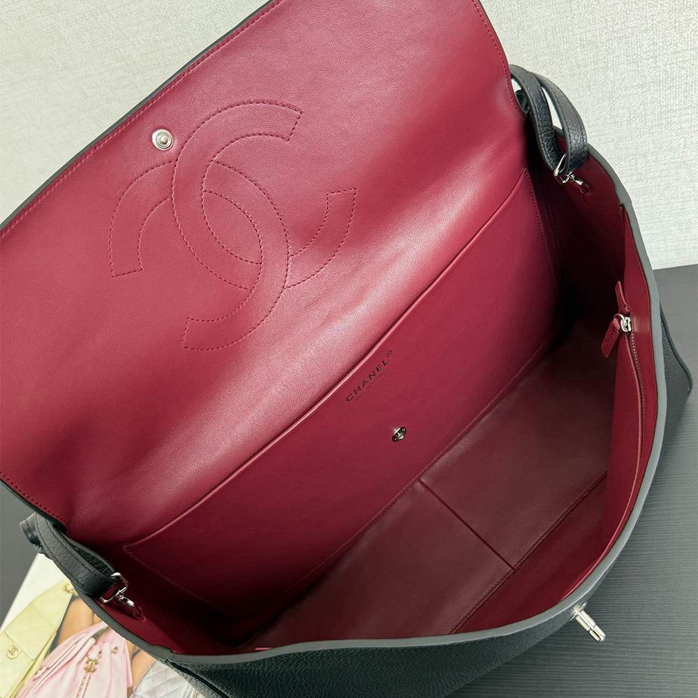 Chanel Maxi Flapbag