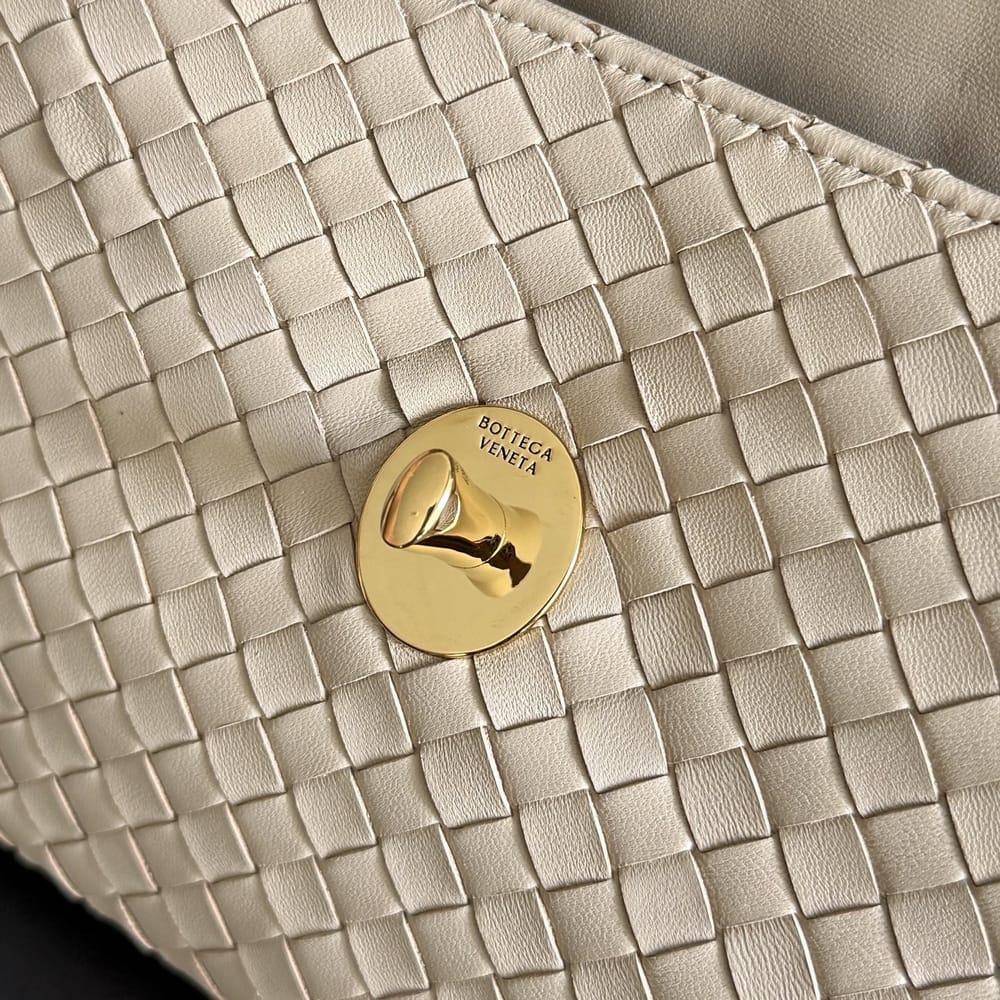 Bottega Veneta Madison