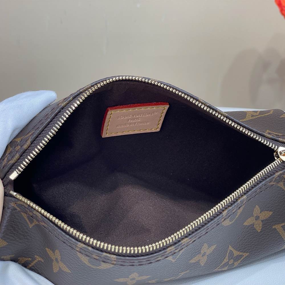 Louis Vuitton Pochette Papillon