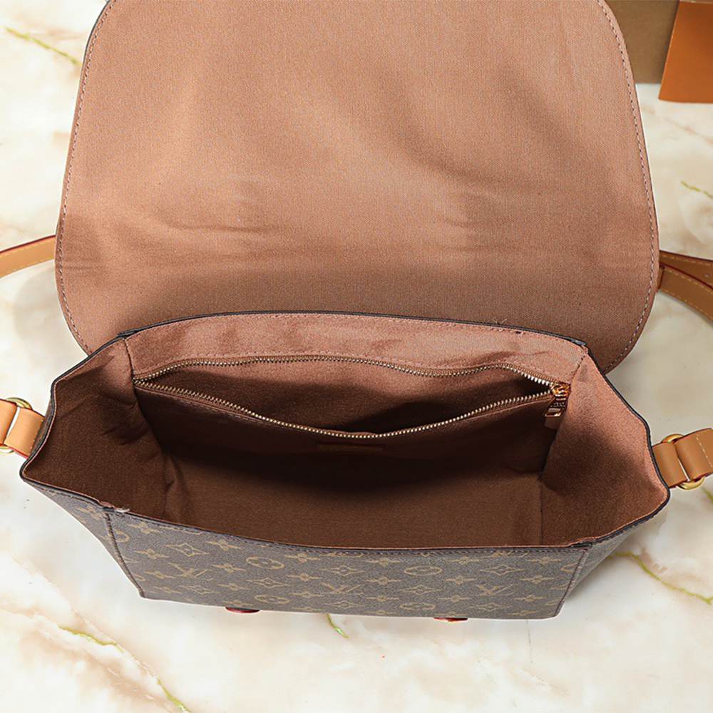 Louis Vuitton Christopher Messenger