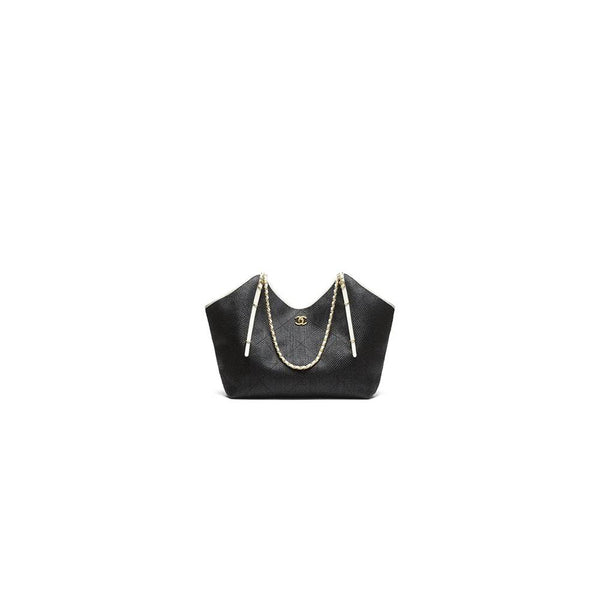 Chanel Maxi Shopping
