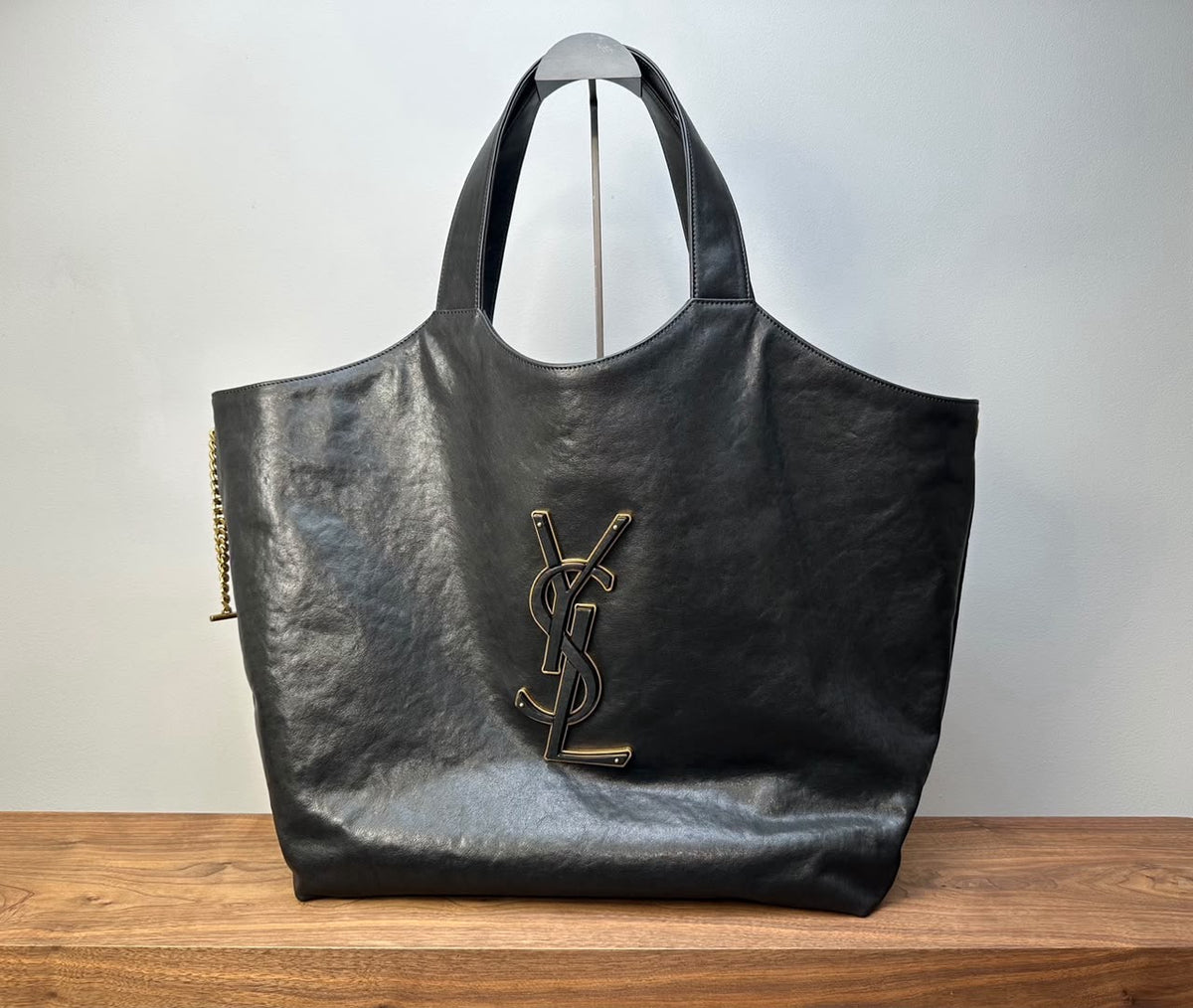 Ysl Icare Maxi