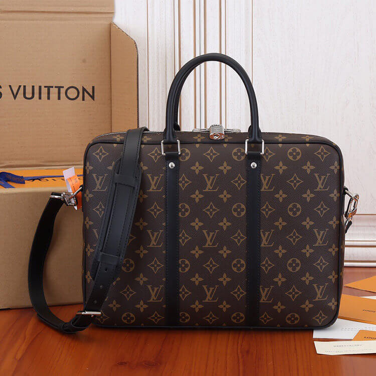 Louis Vuitton Voyage PM