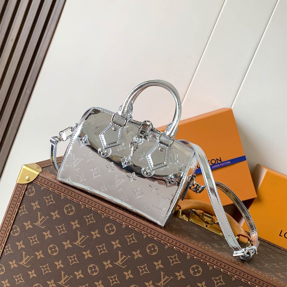 Louis Vuitton Speedy Bandouliere 20