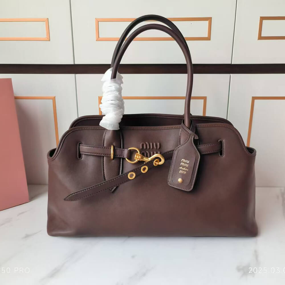 MiuMiu Large Aventure Nappa