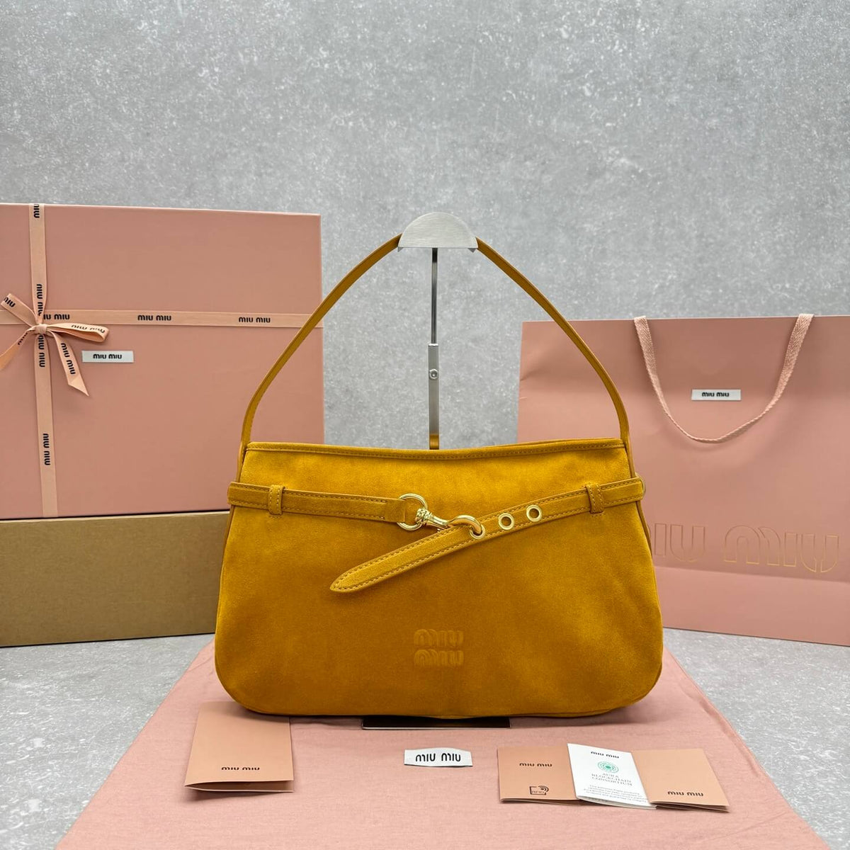 MiuMiu Aventure Nappa