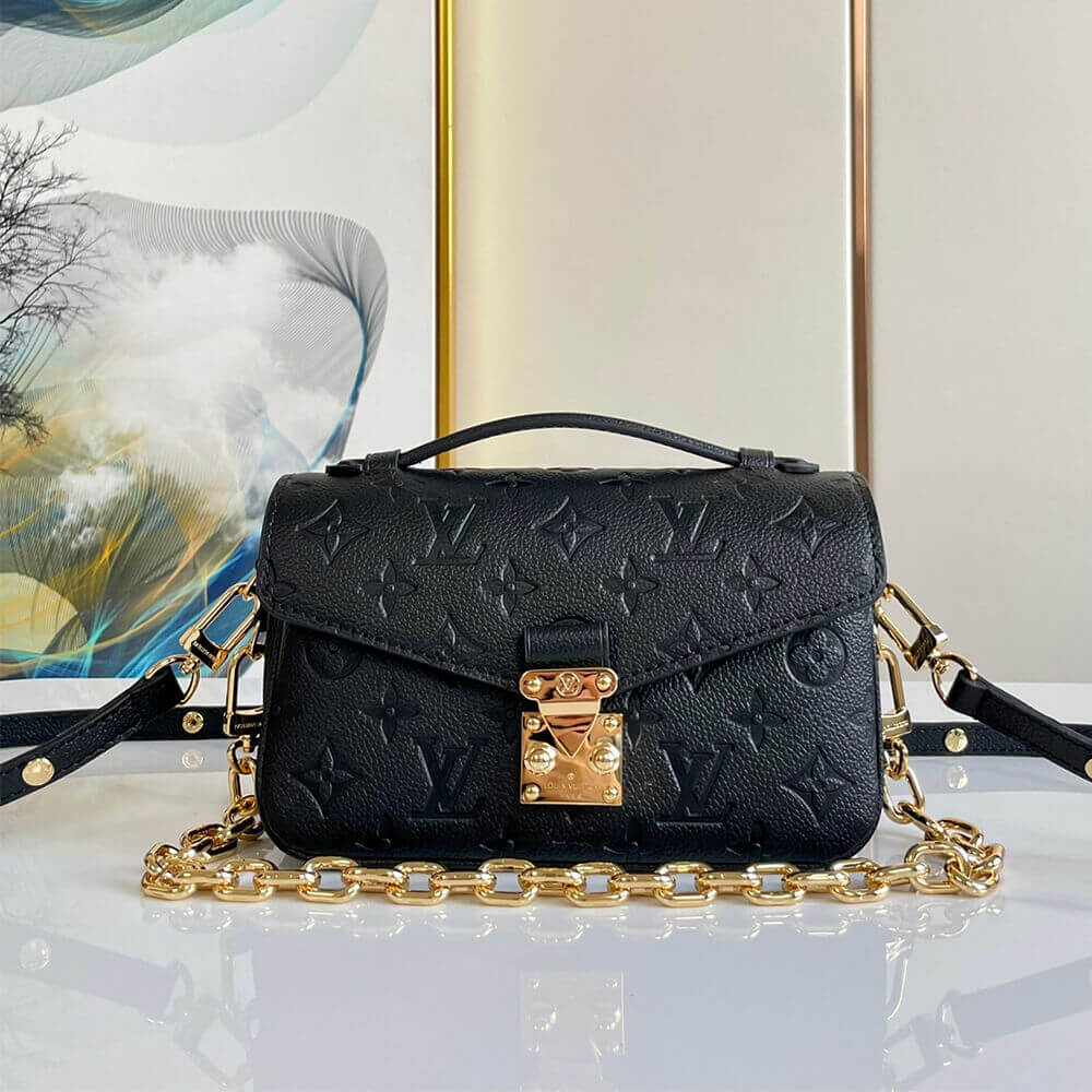 Louis Vuitton Pochette Métis East West
