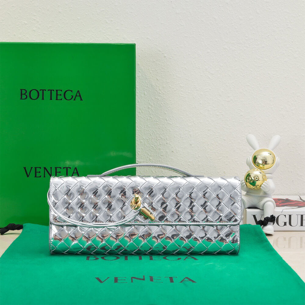 Bottega Veneta Andiamo Clutch