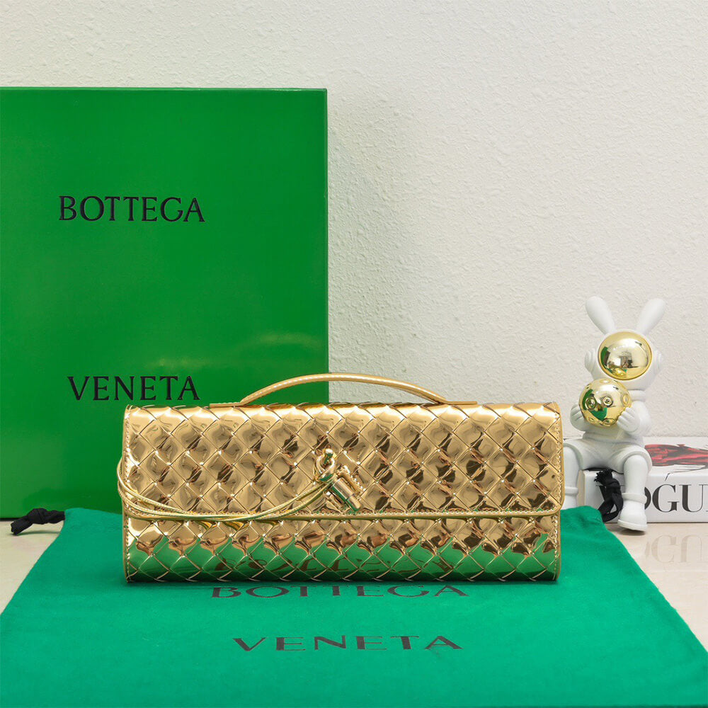 Bottega Veneta Andiamo Clutch