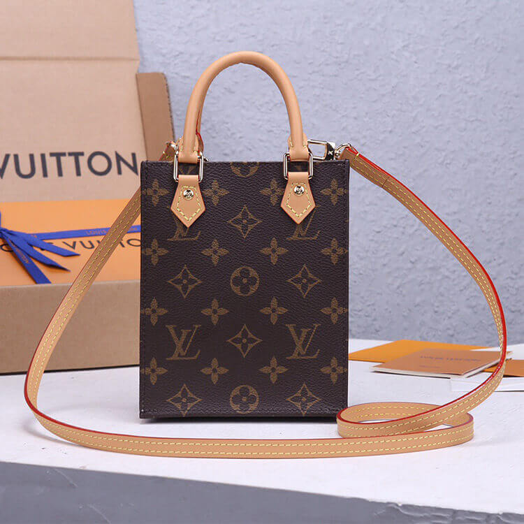 Louis Vuitton Petit Sac Plat