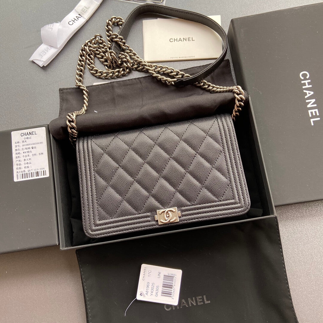 Chanel Boy Wallet On Chain