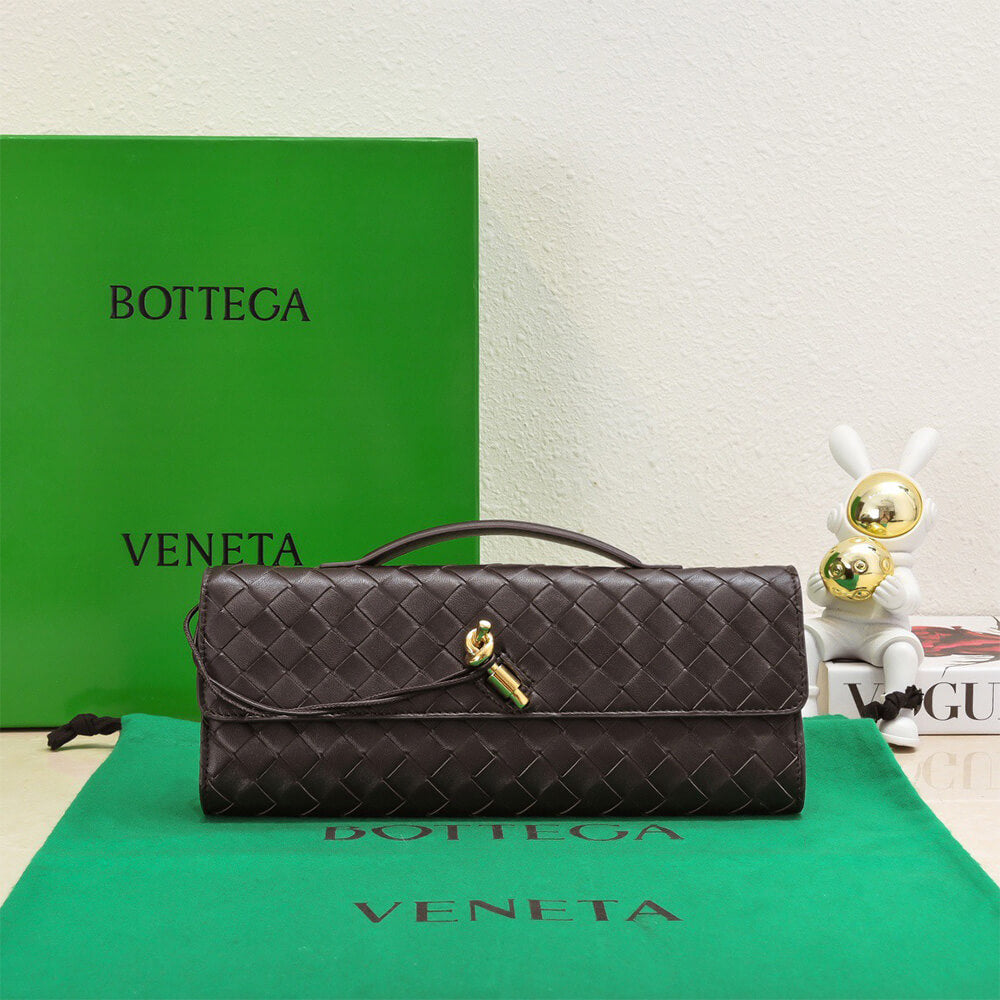 Bottega Veneta Andiamo Clutch