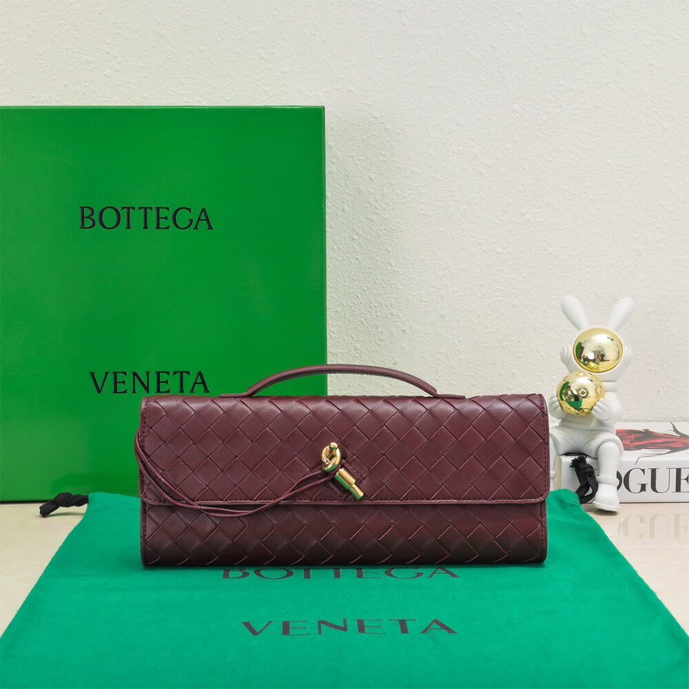 Bottega Veneta Andiamo Clutch