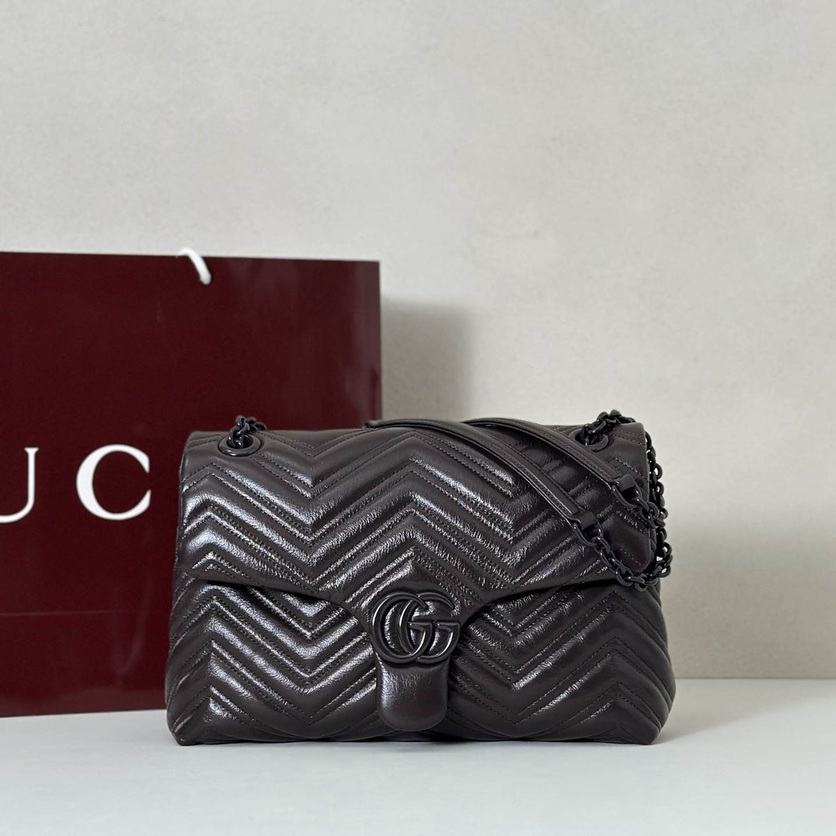 Gucci Marmont medium shoulder bag
