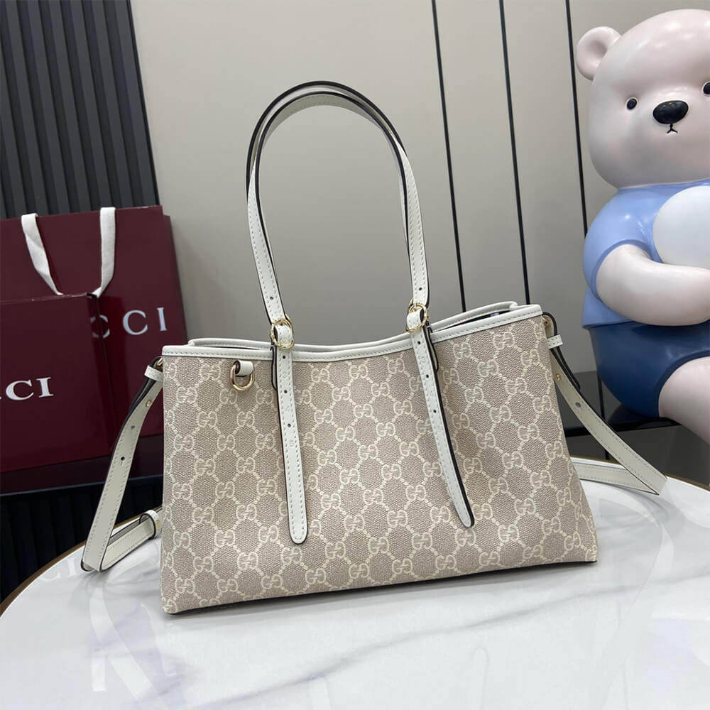 Gucci Emblem Medium