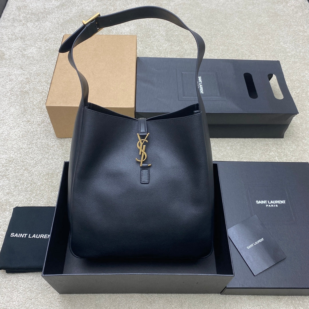 Ysl Le 5 À 7 Large