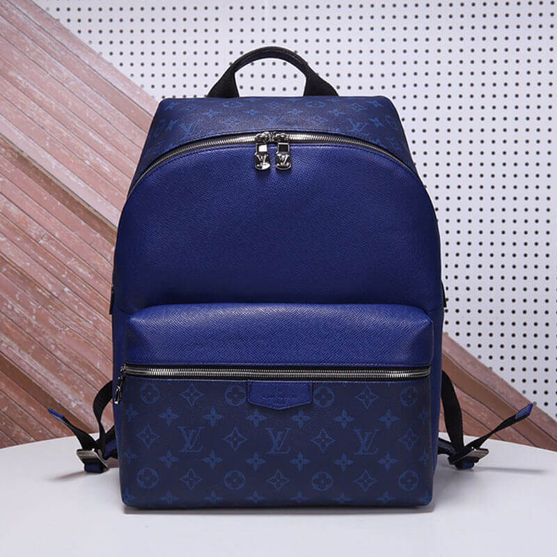Louis Vuitton Discovery PM