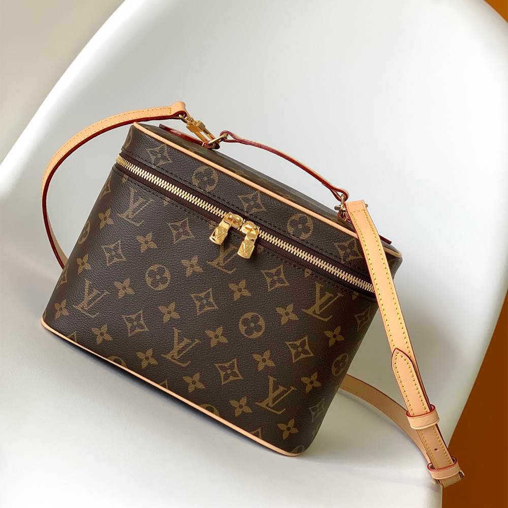 Louis Vuitton Nice BB
