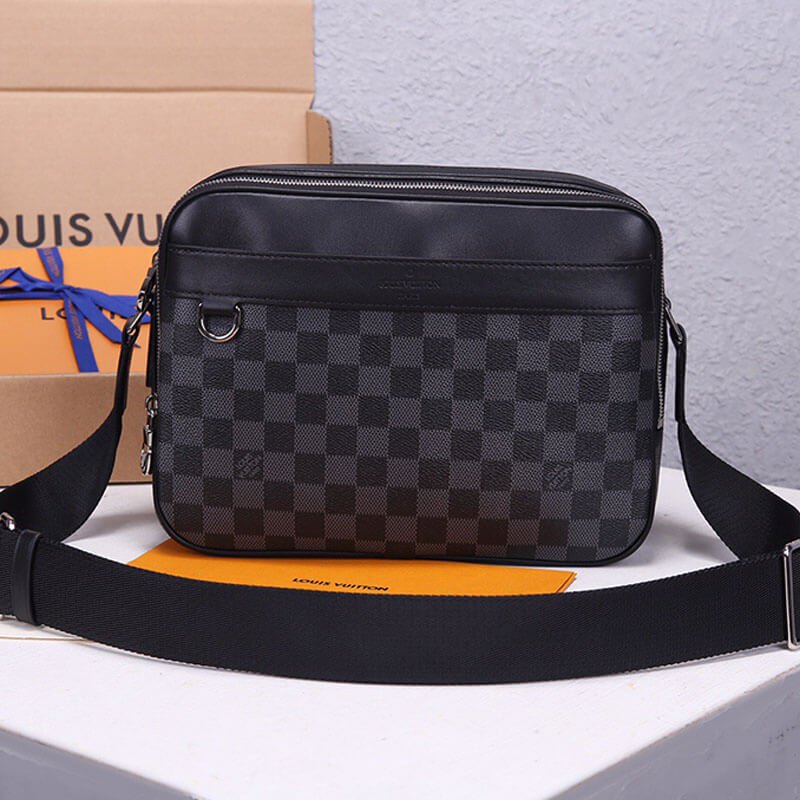Louis Vuitton Trocadero Messenger