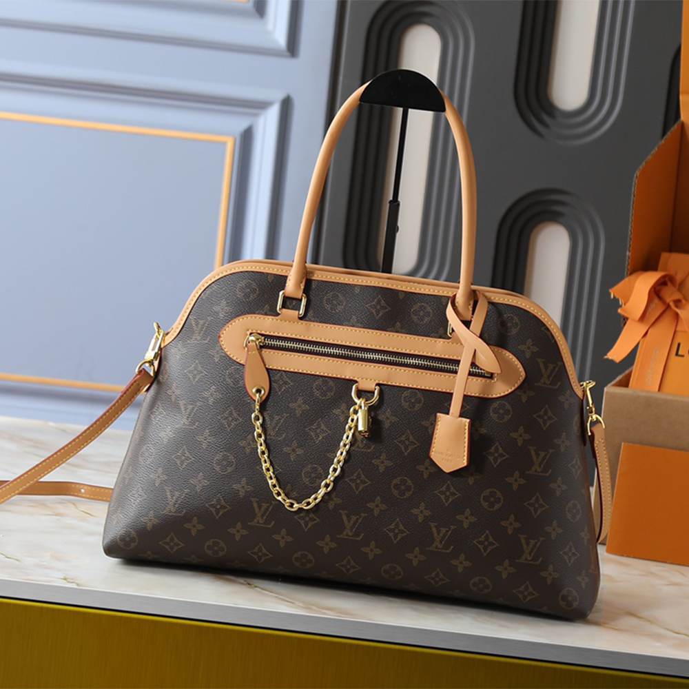 Louis Vuitton Ever More MM